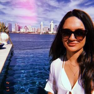 Meet your Posher, Natalie